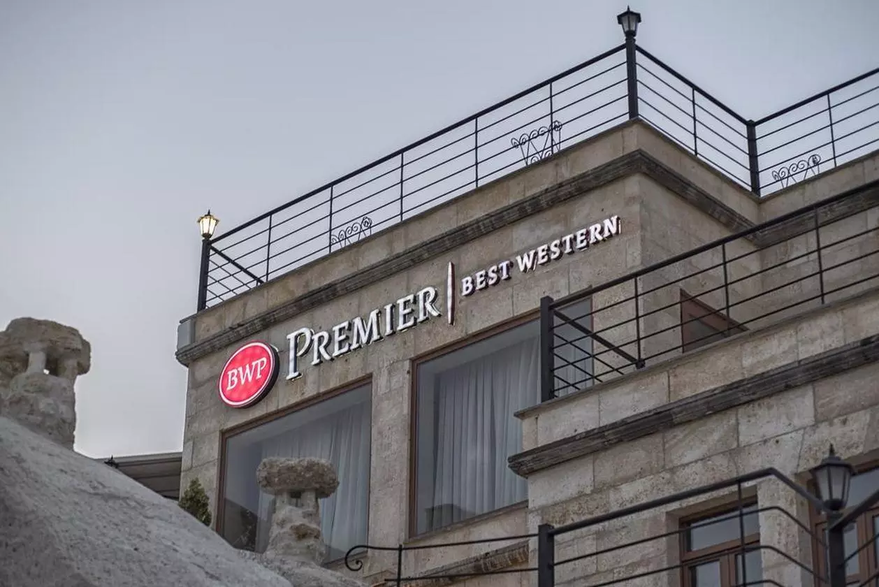 BESTWESTERN_SAHABVIZPARVAZ (14).jpg